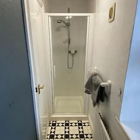 Apartment Flat *